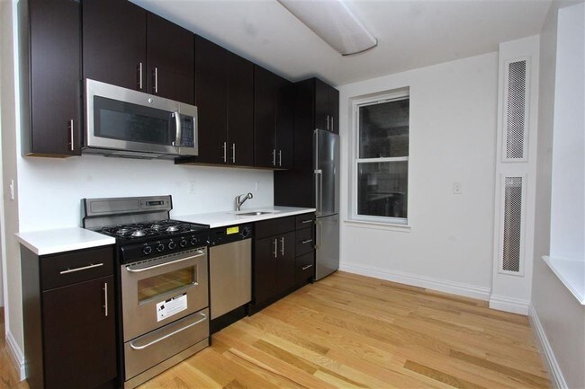 Foto del edificio - 3315 Pleasant Ave