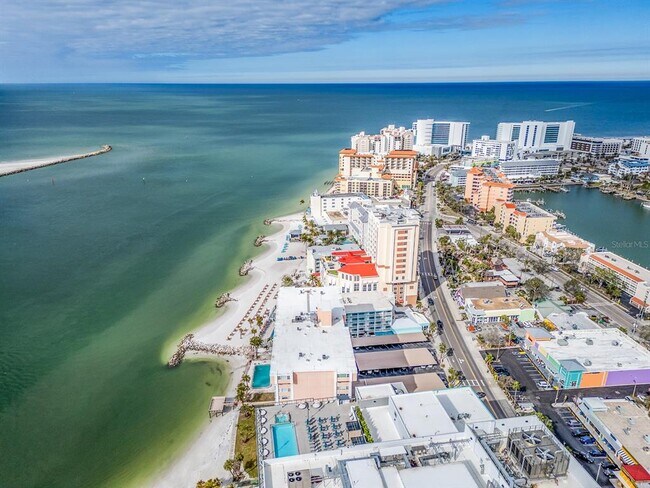 Foto del edificio - 675 S Gulfview Blvd