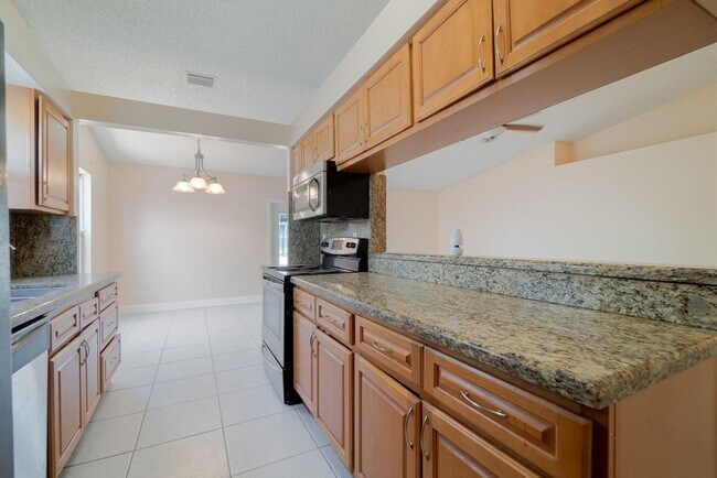 Foto del edificio - 14 Misty Meadow Dr