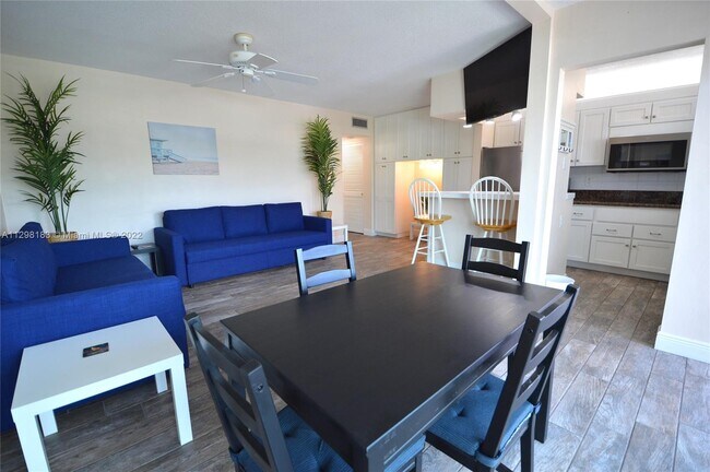 Foto del edificio - 1451 N 12th Ct