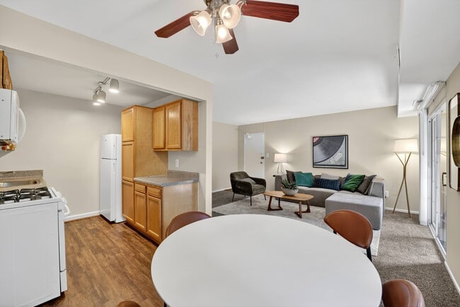 Building Photo - Park Naylor