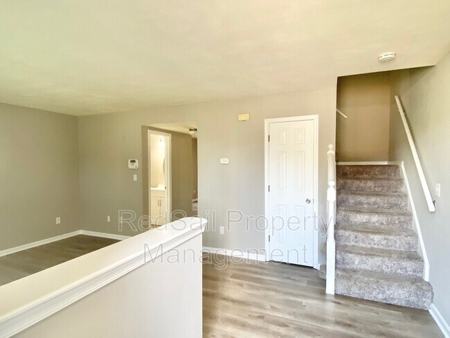 Building Photo - 2646 Meadows Landing