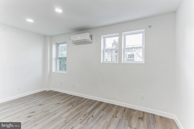 Foto del edificio - 5524 Matthews St