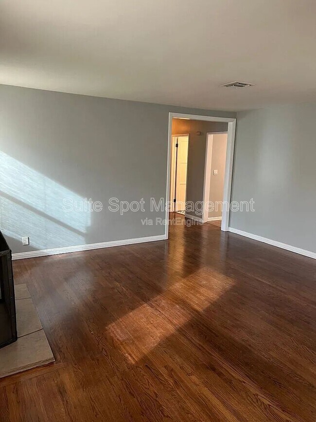 Foto del edificio - 456 N Batavia St