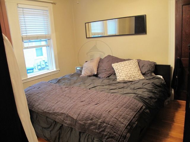 Building Photo - 44 Upland Rd