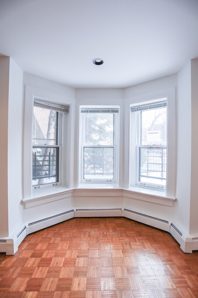 Building Photo - 172 W Menomonee St