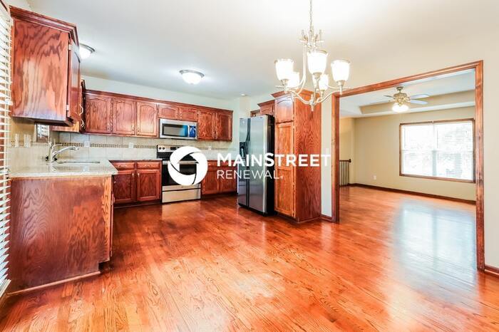 Foto principal - 4 Bedroom Pet-Friendly Home in Belton, MO ...
