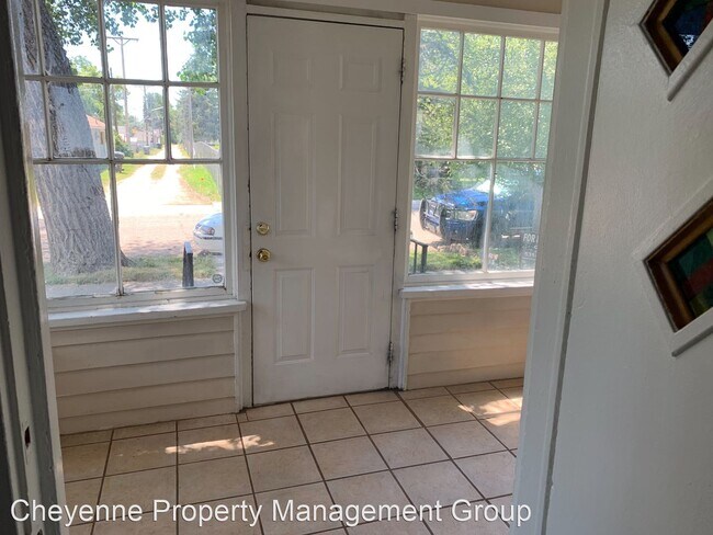 Building Photo - 3 br, 1 bath House - 1310 Cosgriff Court