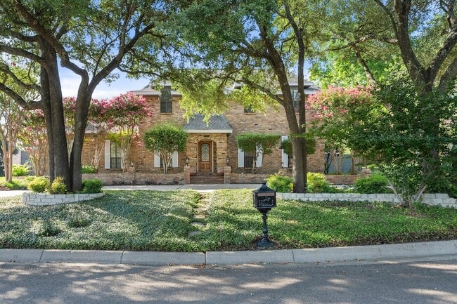 Photo - 4351 Bullfinch Ct House