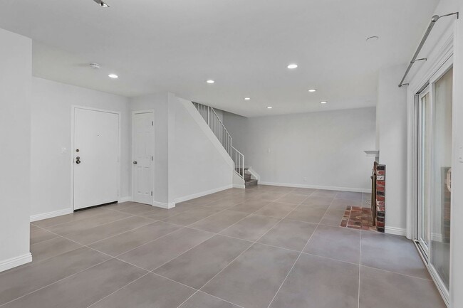 Building Photo - 6145 Whitsett Ave