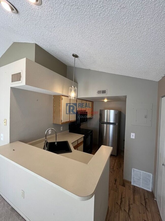 Foto del edificio - 4760 S Wadsworth Blvd