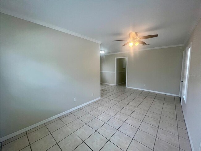 Building Photo - 505 S Westland Ave