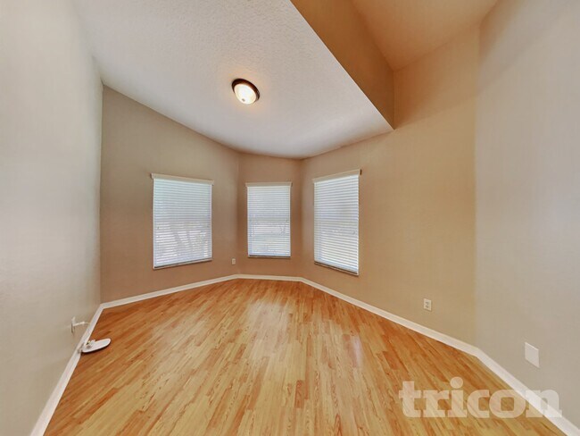 Foto del edificio - 3111 Buckeye Point Dr