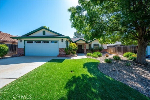 Building Photo - 836 Casals Dr