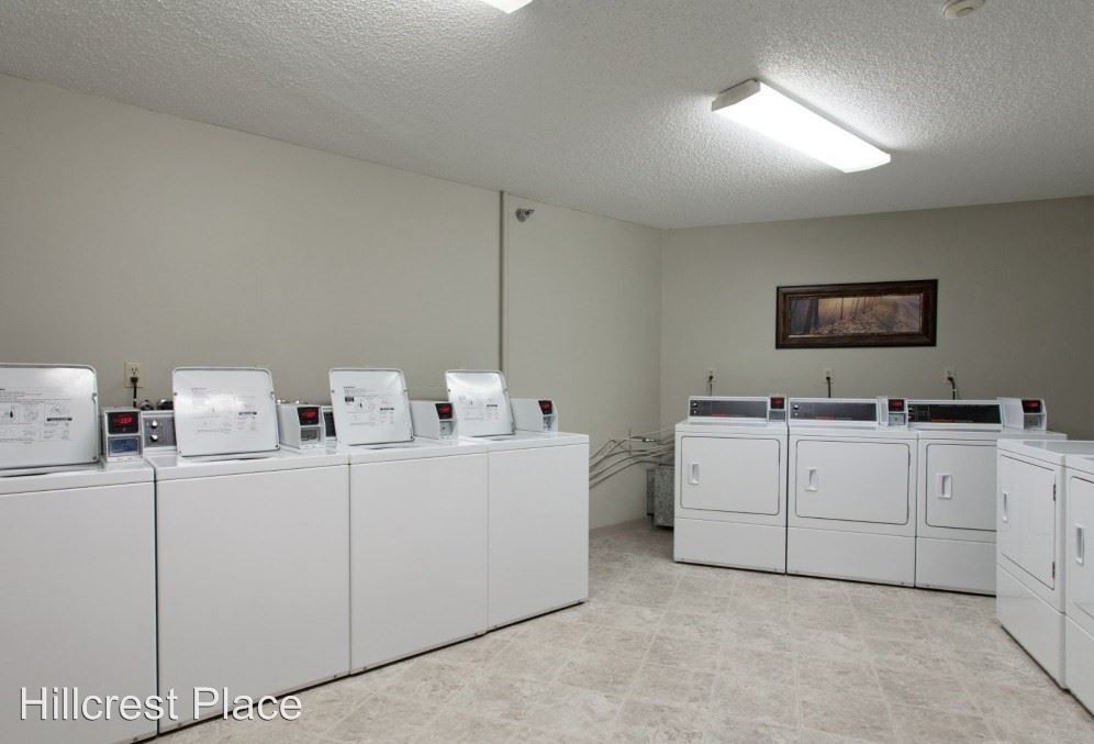 Foto del edificio - 165 County Rd B2 E