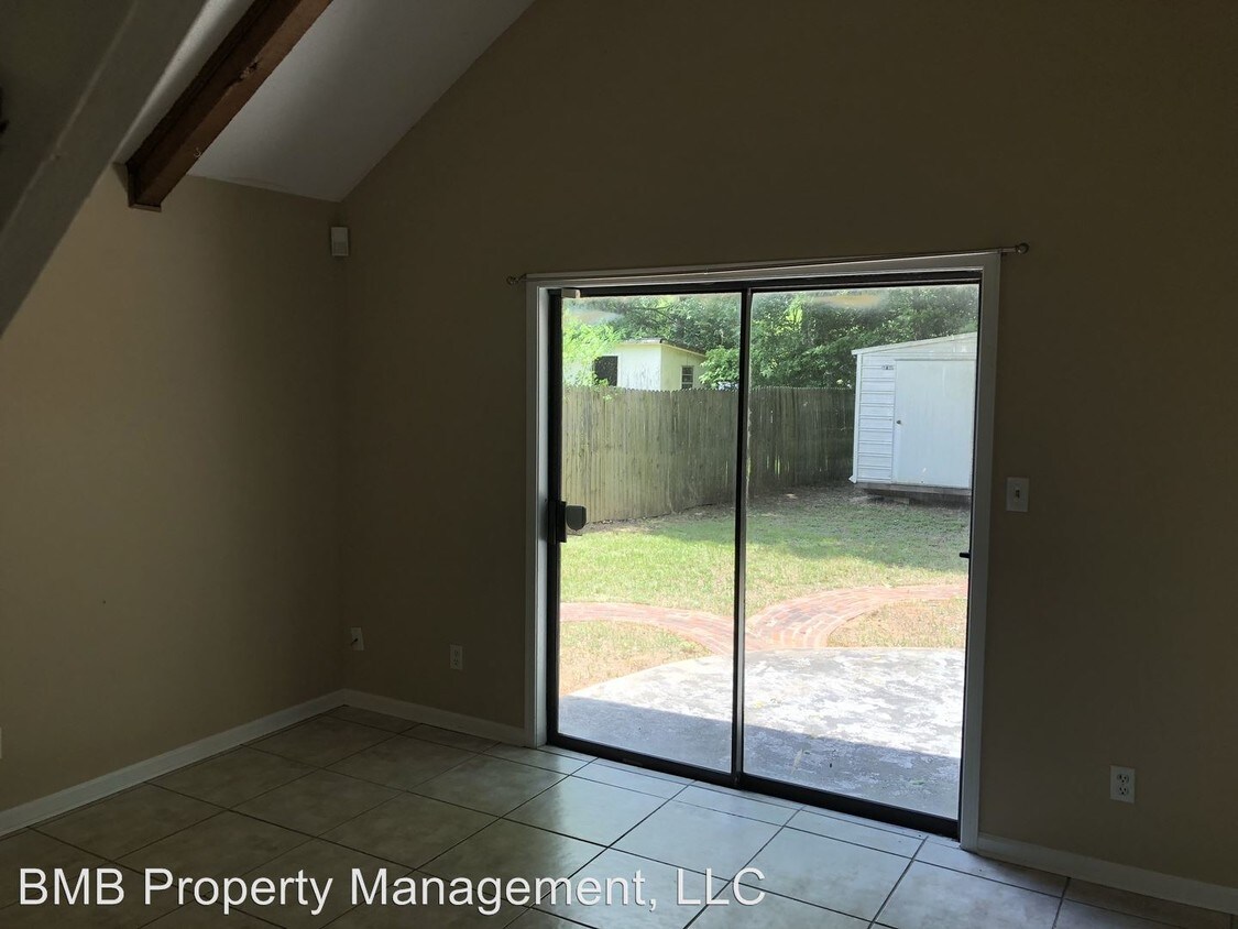 Foto principal - 3 br, 2.5 bath House - 3297 Little John Drive