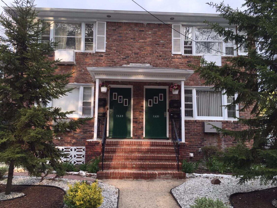 Primary Photo - 1521 Jefferson Ave