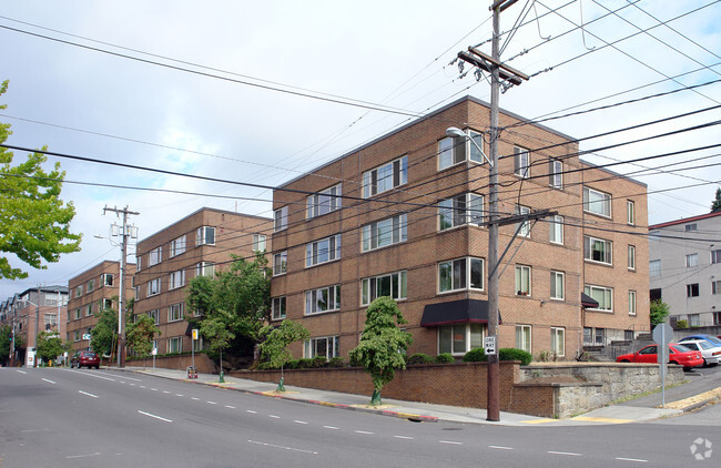 Foto del edificio - 100 Roy St Apartments