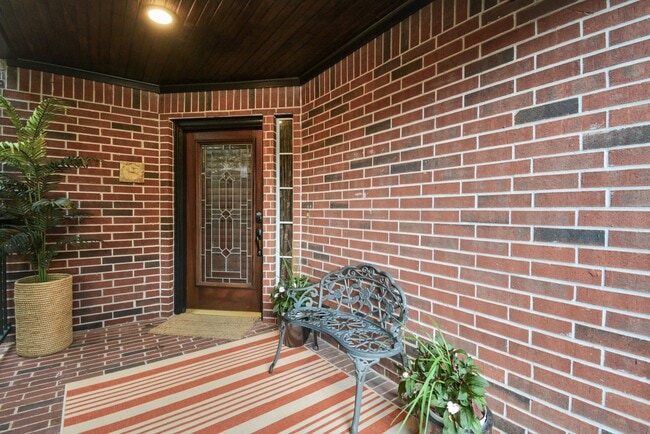 Foto del edificio - 12906 Kingsbridge Ln
