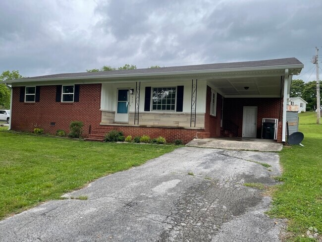 Beautiful newly updated home with new flooring, paint, windows, and light fixtures in quiet area. - 512 Madison Ave