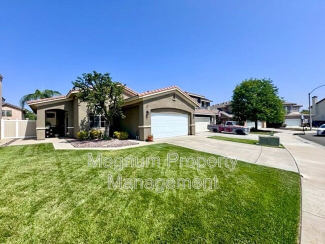 Building Photo - 29164 Peridot Cir
