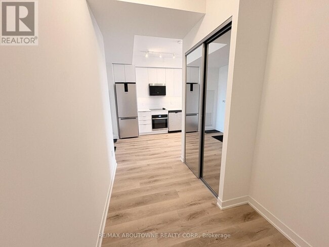 Building Photo - 474 Caldari Rd