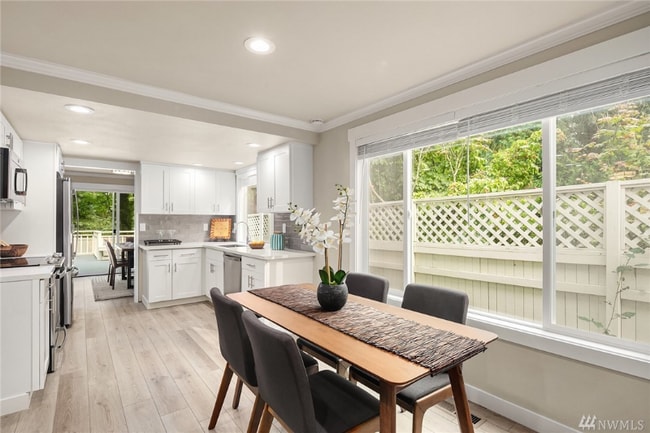 Building Photo - 17704 NE 34th St