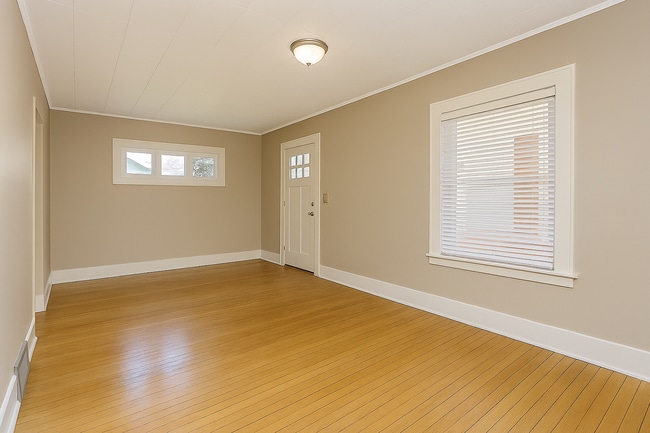 Building Photo - 2628 Ulysses St NE