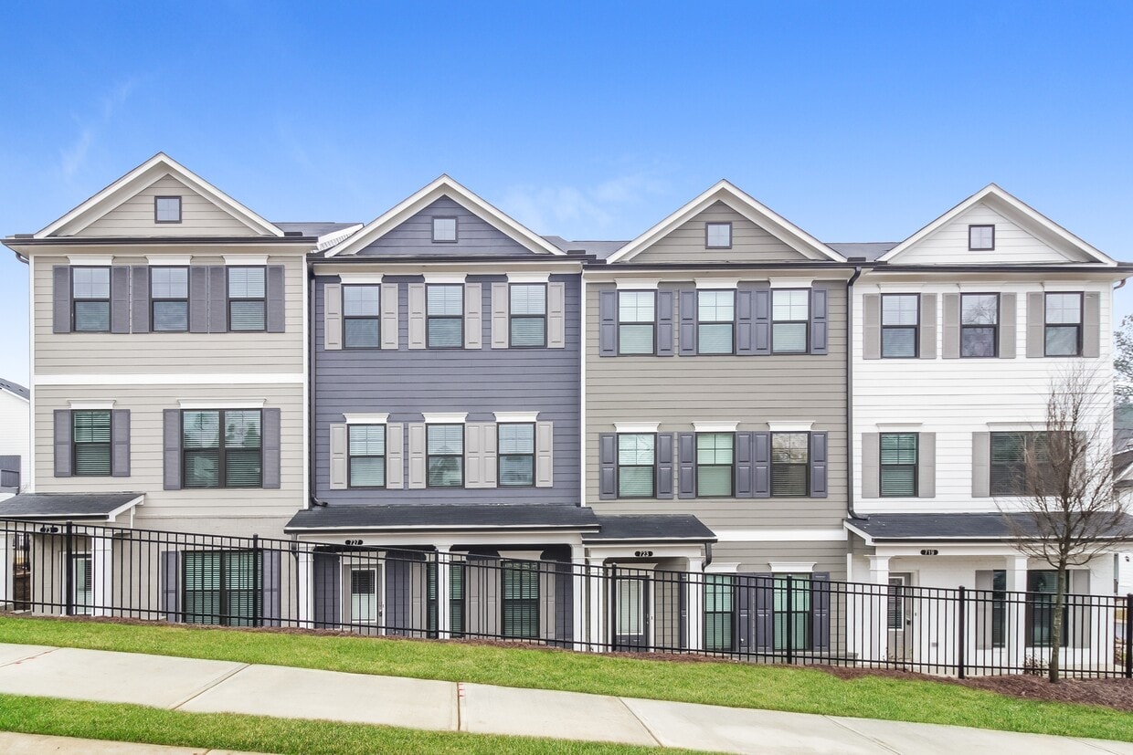 Foto principal - 759 Calvin Pk Dr