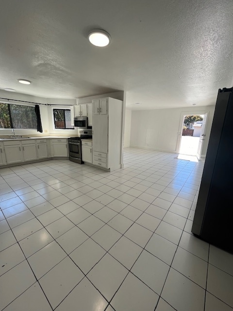 Building Photo - 6555 Segovia Rd
