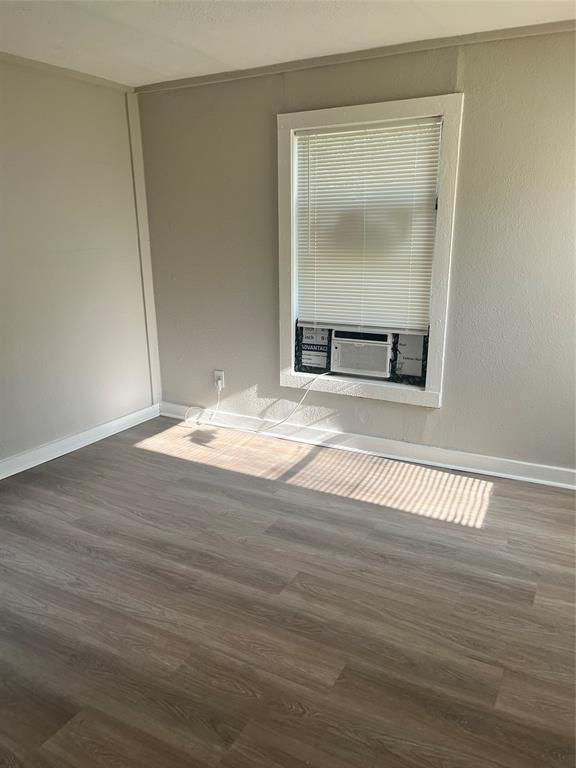 Foto del edificio - 1317 Bernard St