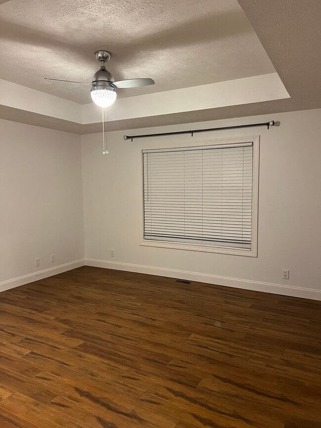 Building Photo - Galloway District RENTAL!  3-Bed, 2-Bath, 2-Car Garage