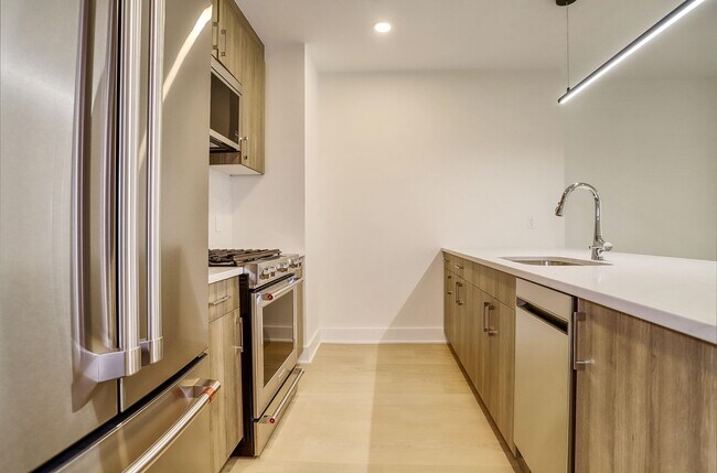 Foto del edificio - 303 Madison St