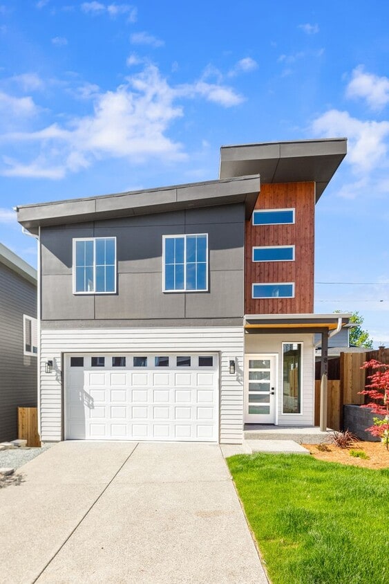 Foto principal - 1819 143rd Pl SW