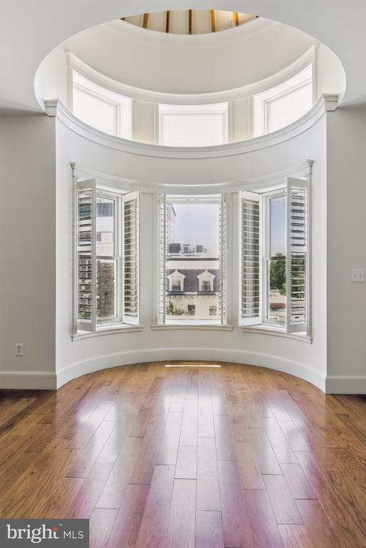 Foto del edificio - 1641 R St NW