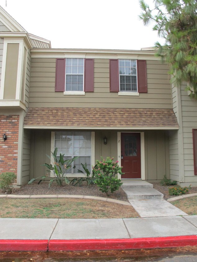 Primary Photo - 3401 W Morrow Dr
