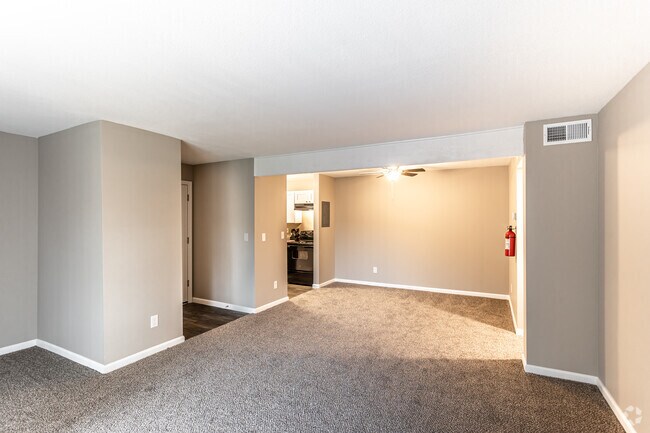 1HAB, 1BA - 720 ft² - Village 1 / Hawk's Landing
