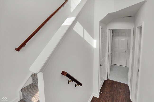 Building Photo - 11783 Esty Way