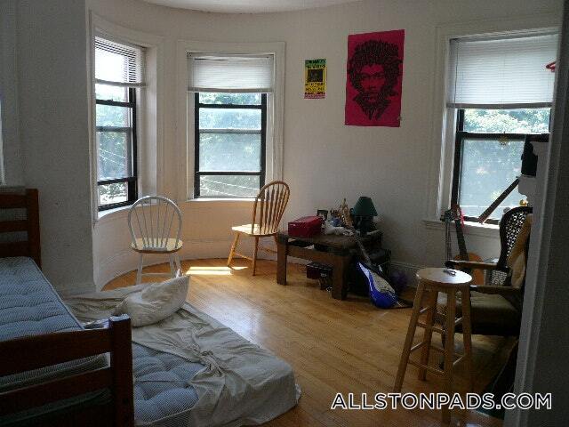 Foto principal - 100 Linden St