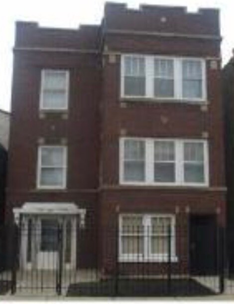 Exterior - 1502 N Springfield Ave
