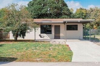Building Photo - 1011 SW 25th Ave