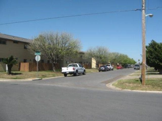 Building Photo - Jorsay Apartments