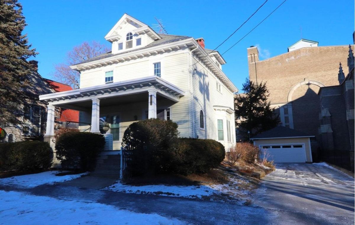 231 French St, Bangor, ME 04401 House Rental in Bangor, ME