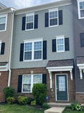 Building Photo - 1833 Sag Harbor Ln