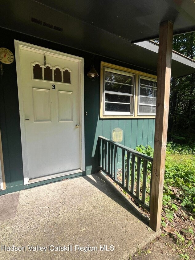 Primary Photo - 143 Vedder Rd
