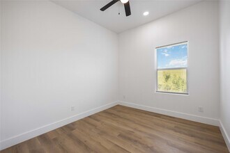 Building Photo - 9723 Cargill St