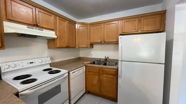 Foto del edificio - 7600 Forest City Rd