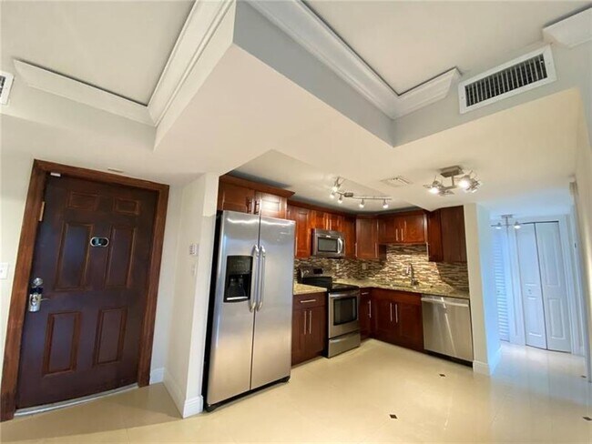 Foto del edificio - 3700 N Pine Island Rd