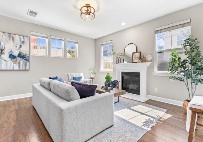 Foto del edificio - 2455 Prairie Ln