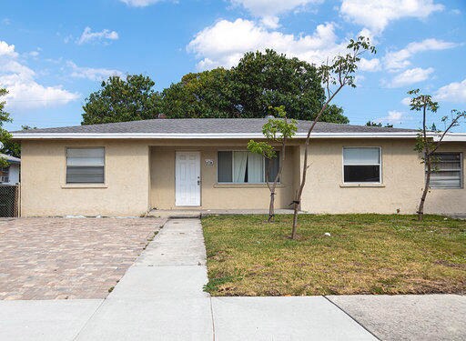 Primary Photo - 111 NW 14th Ave